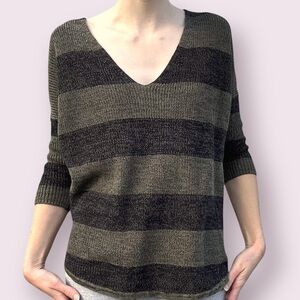 Express grunge Sweater S Green and Black stripes